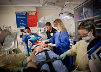 Υπερβολική Χρήση Κρυσταλλοειδών Διαλυμάτων και Αυξημένη Θνητότητα σε Τραυματίες